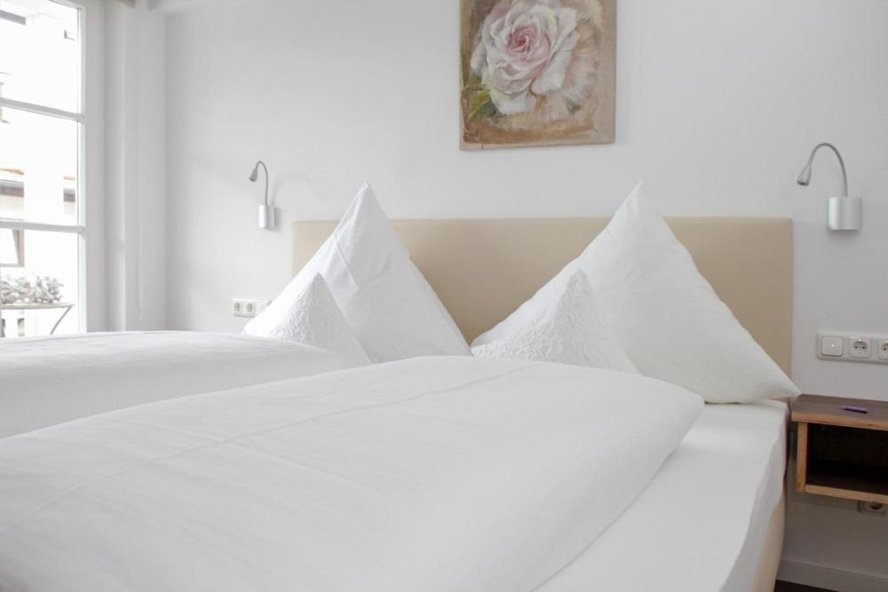 Hotel Zur Sonne ริมสติง ภายนอก รูปภาพ